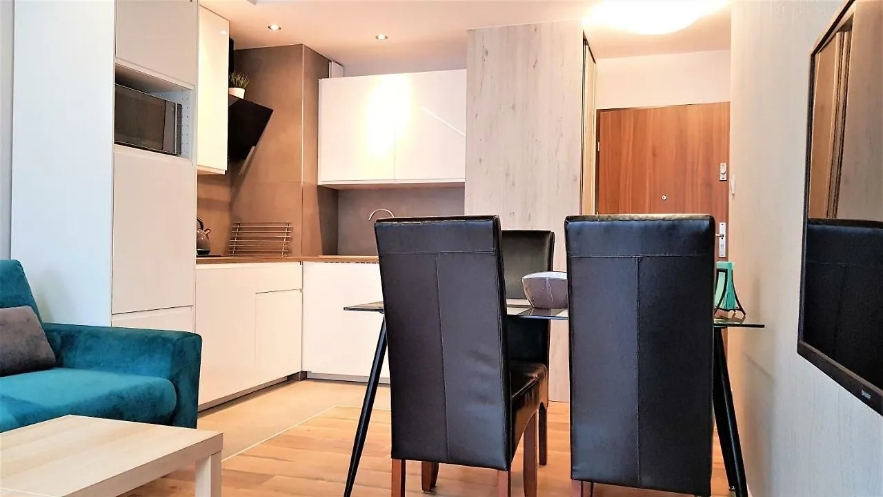 Apartament B&F Poznan Business & Family Nalkowskiej Lägenhet 0*,